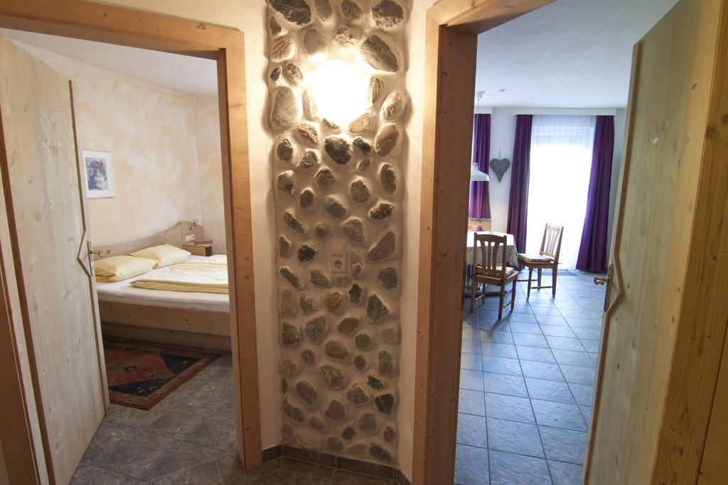 Appartementhaus Marina Matrei in Osttirol Quarto foto